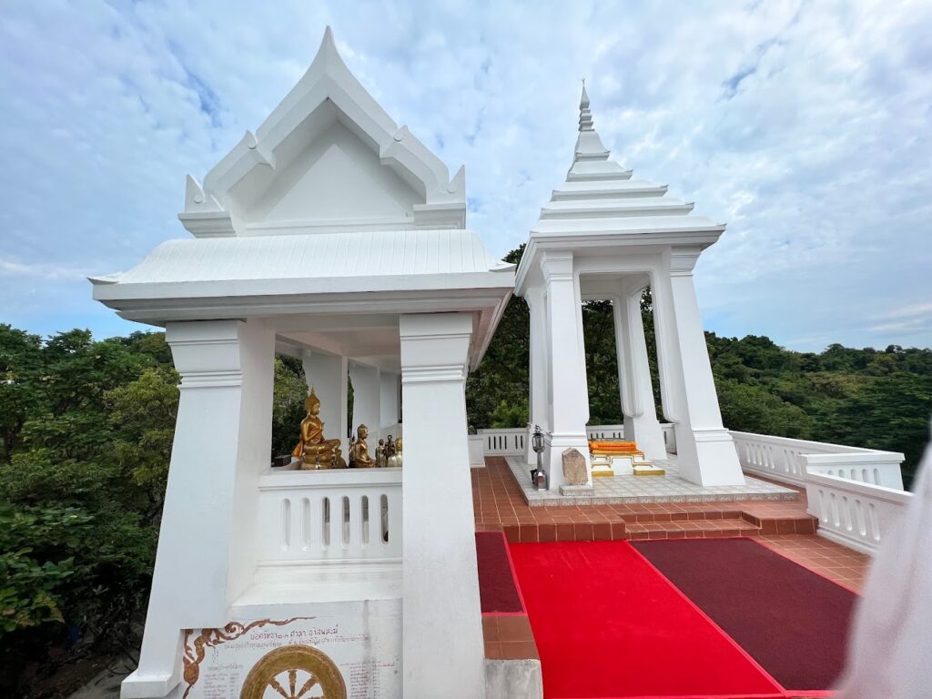 buddha's footprint temple