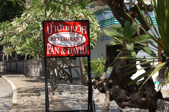 pan and david restaurant at Koh Sichang